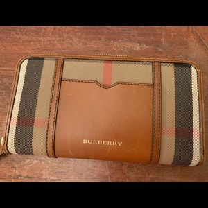 Burberry brown wallet